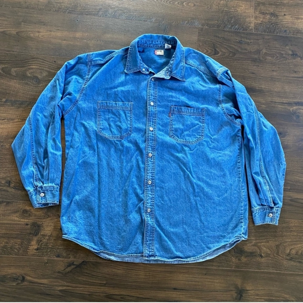 Vintage Levis Denim Jeans Shirt size XL